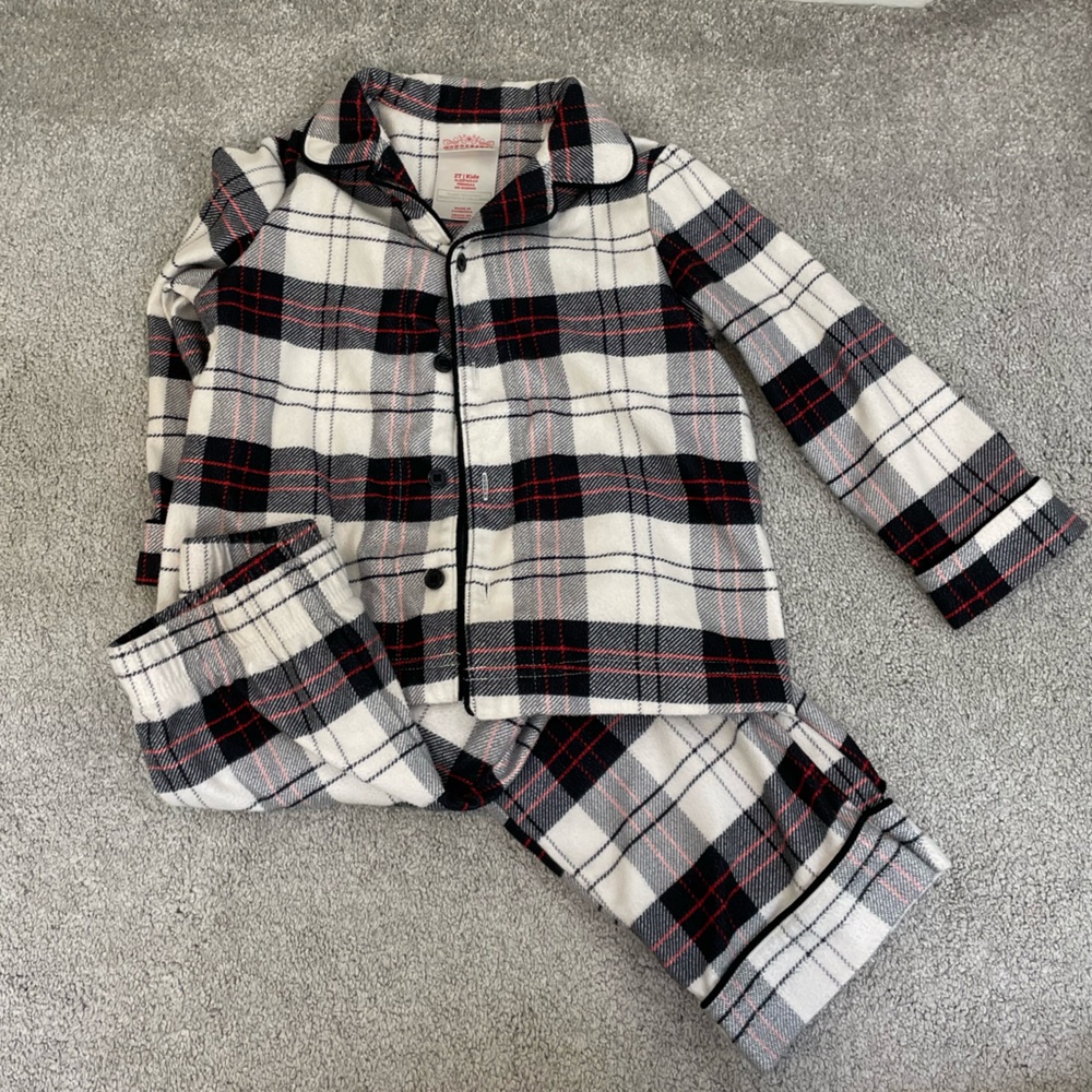 Wondershop plaid pjs